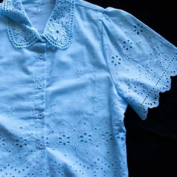 Blusa Broderie Floral con Cuello Bordado