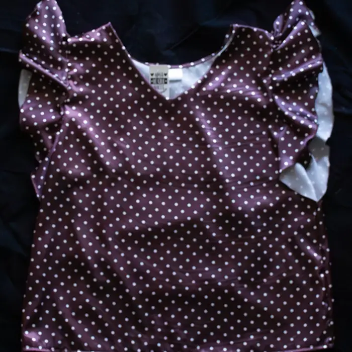 Blusa de Lunares con Volados