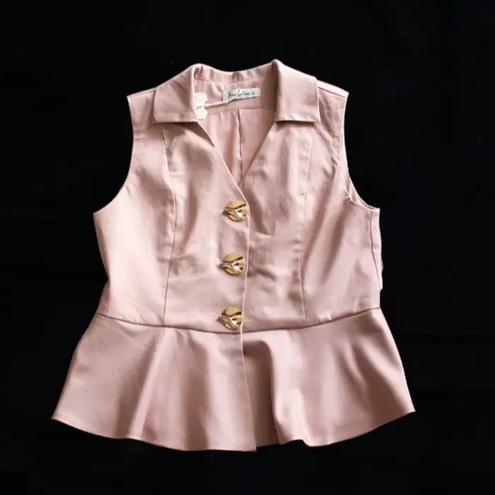 Conjunto Sastrero Palazzo y Chaleco con Botones Dorados