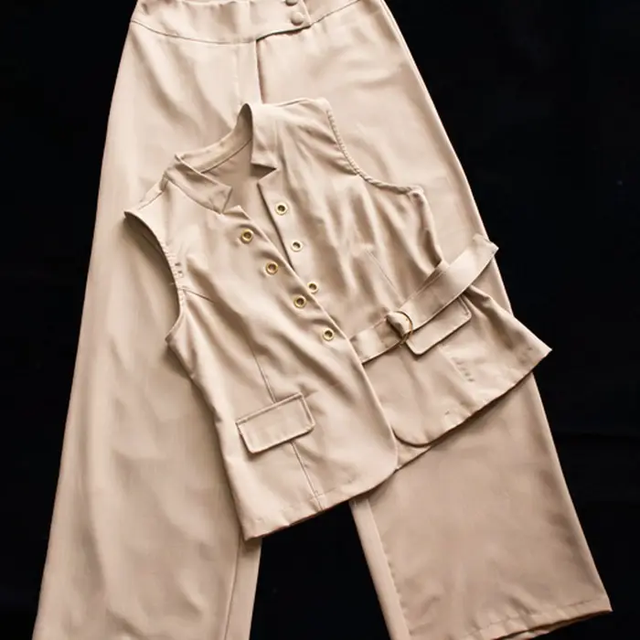 Conjunto Sastrero Palazzo y Chaleco con Hebilla