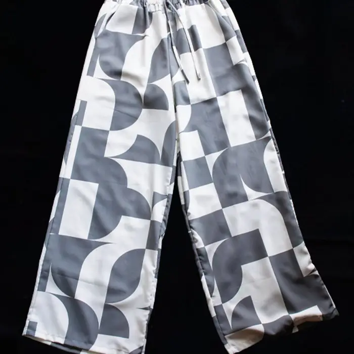 Pantalón Palazzo con Estampado Geométrico
