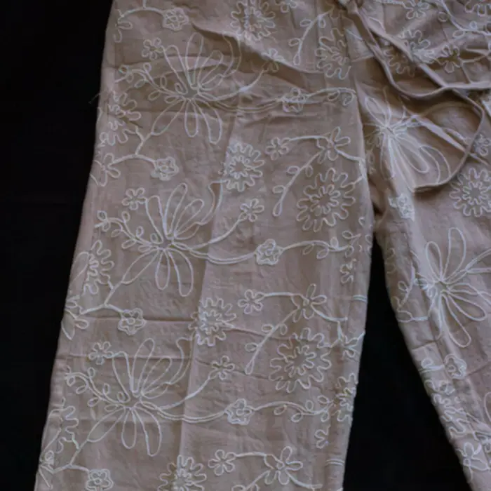 Pantalón Palazzo Floral Bordado