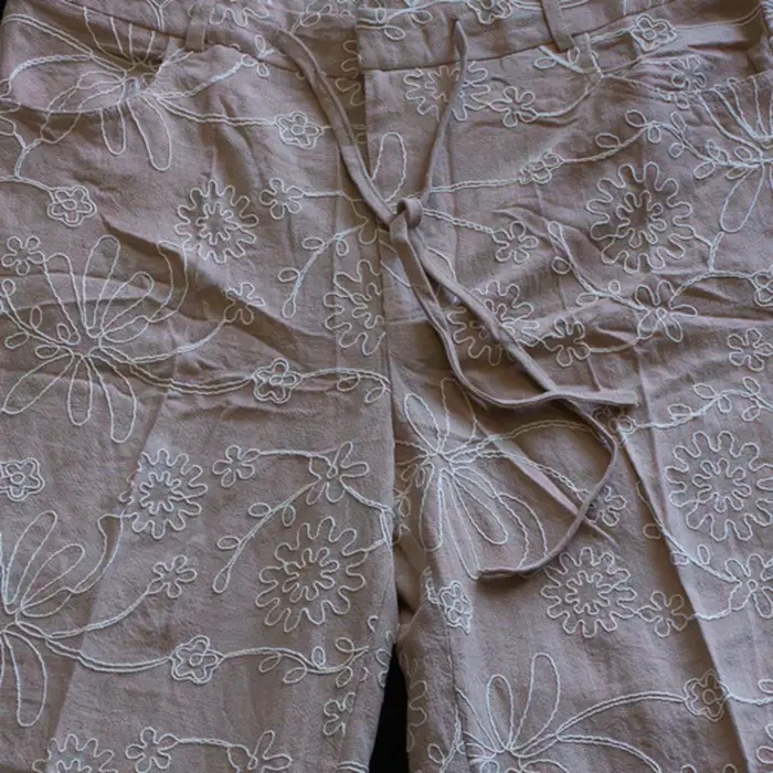 Pantalón Palazzo Floral Bordado