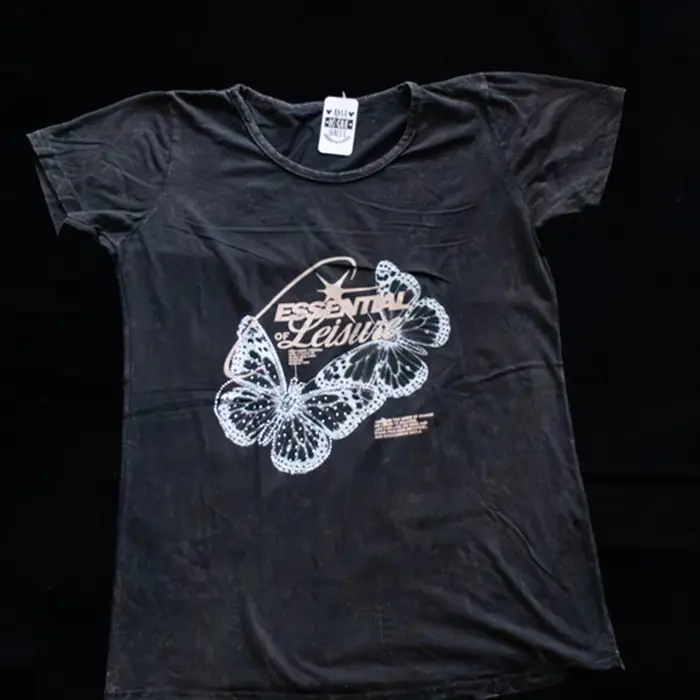 Remera Clásica de Algodón Estampada